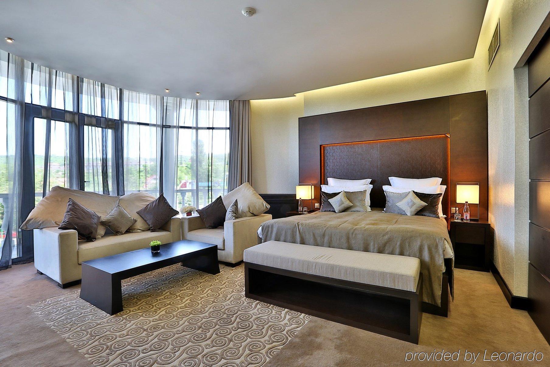 Donatello Boutique Hotel Almatı Dış mekan fotoğraf