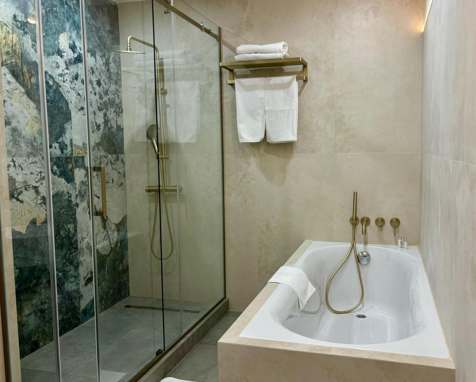 Donatello Boutique Hotel Almatı Dış mekan fotoğraf
