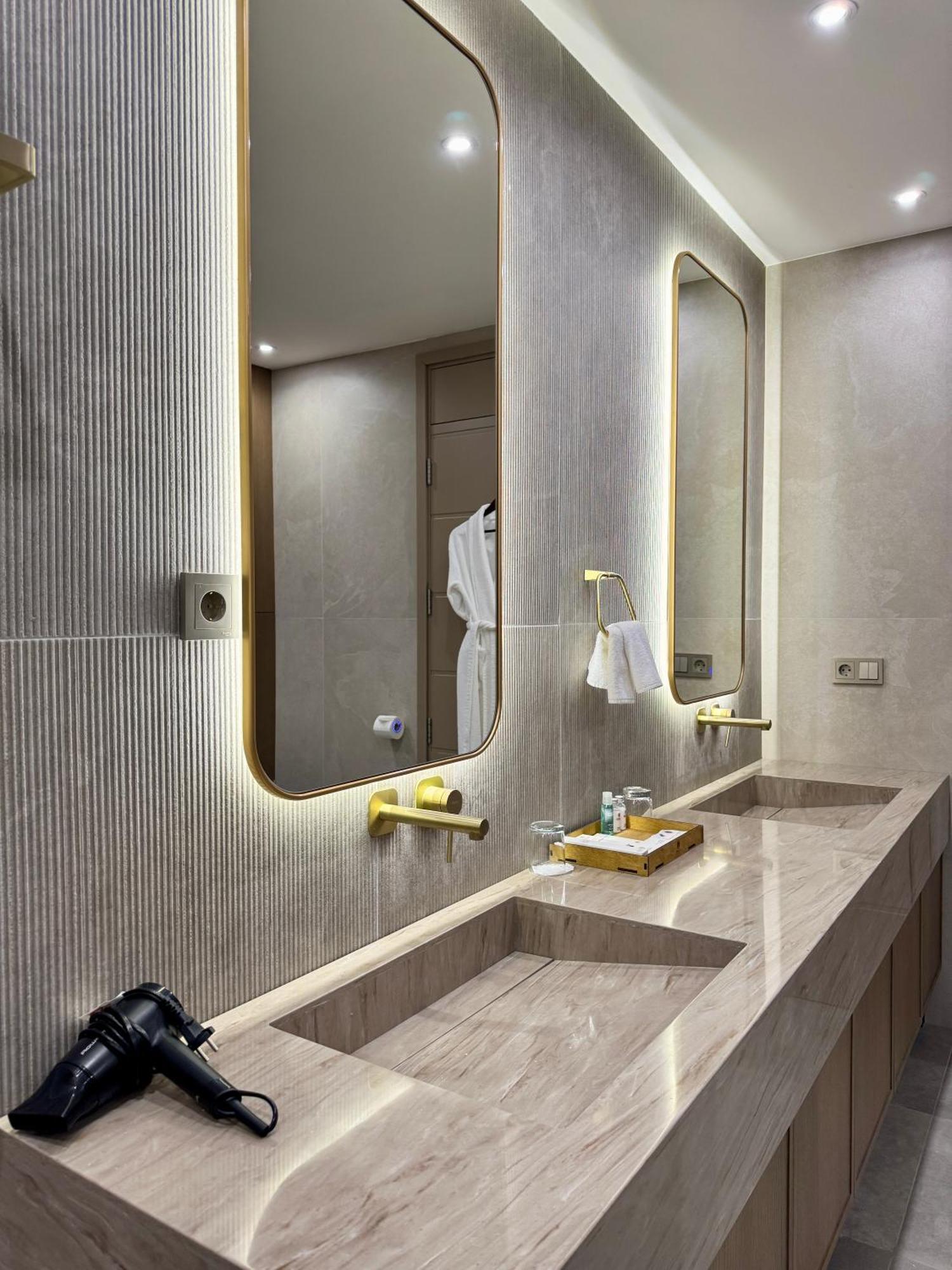 Donatello Boutique Hotel Almatı Dış mekan fotoğraf